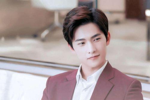 会长吃瓜以前黑过杨洋,揭秘杨洋昔日黑料背后的真相