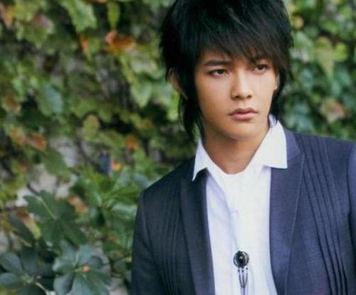 明星网红的头像男生,揭秘网红明星头像中的帅气男生风采