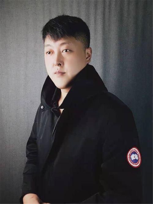 明星网红空降直播间,掀起购物狂欢热潮！