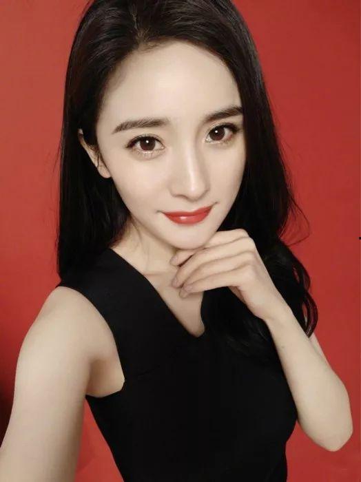 各大明星网红,璀璨星光下的网络影响力