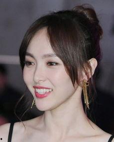 明星网红最火耳环,揭秘明星网红最火耳环潮流