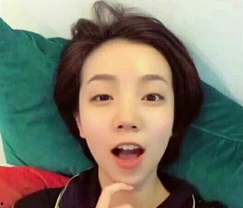 抖音女主播吃瓜爆料是谁,揭秘娱乐圈惊人内幕